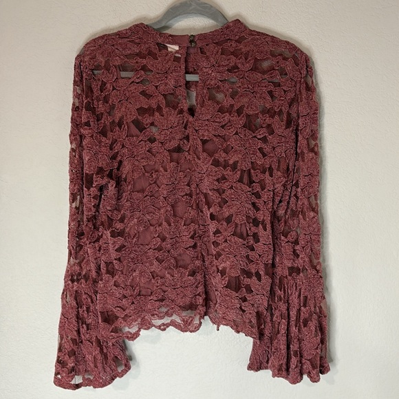 Anthropologie Pink Mauve Lace Top feminine - Picture 5 of 7